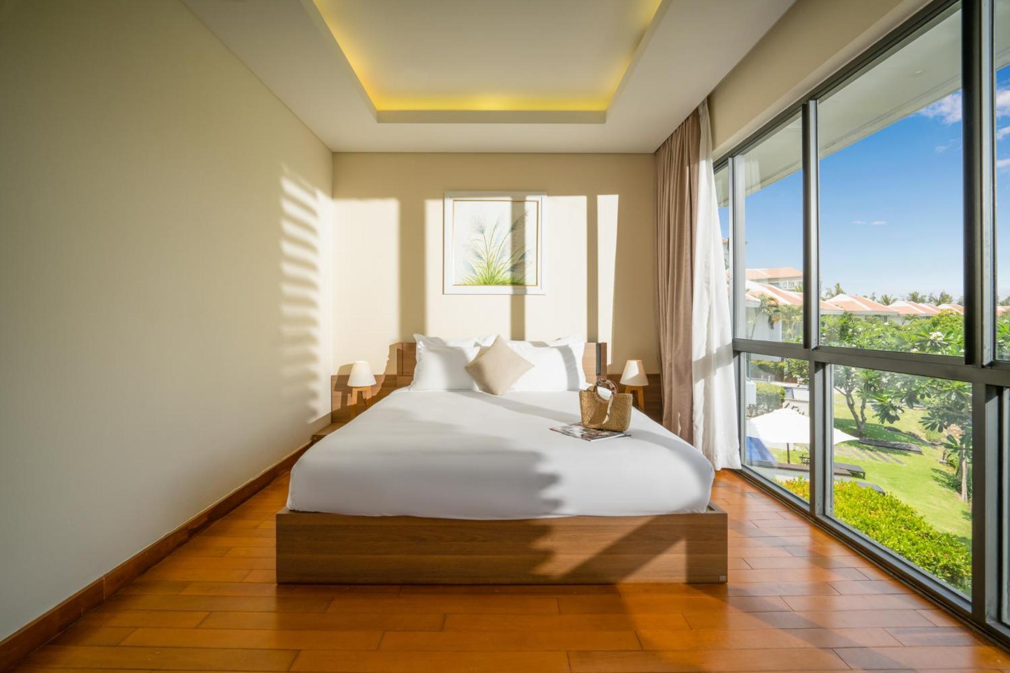 Luxury Dana & Khách sạn hẻo lánh