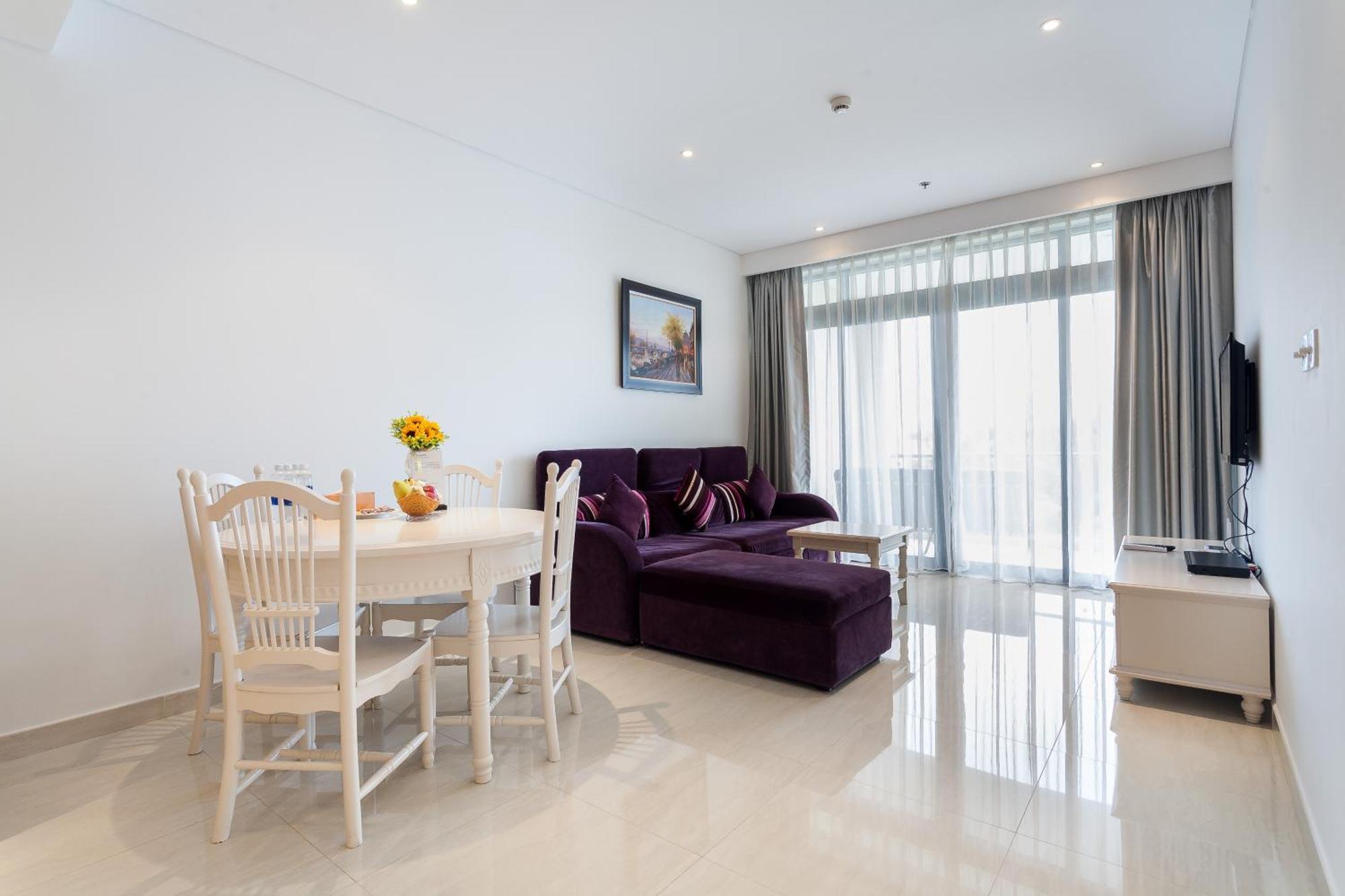 Luxury Dana & 5* Đà Nẵng